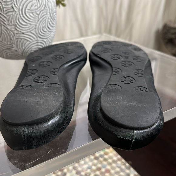 Tory Burch Minnie Travel Perfect Black & Gold Ballet Flats - Picture 16 of 16